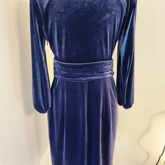 Laundry By Design Luxurious Velour Dress - Picture 3 of 7